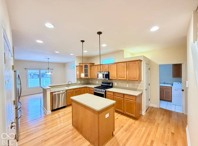 10144 Beryl Drive, Noblesville, IN 46060, photo 4 of 46