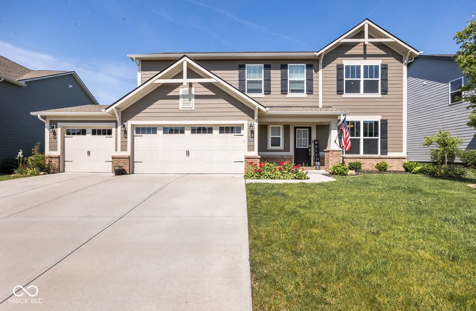 17301 Tribute Row, Noblesville
