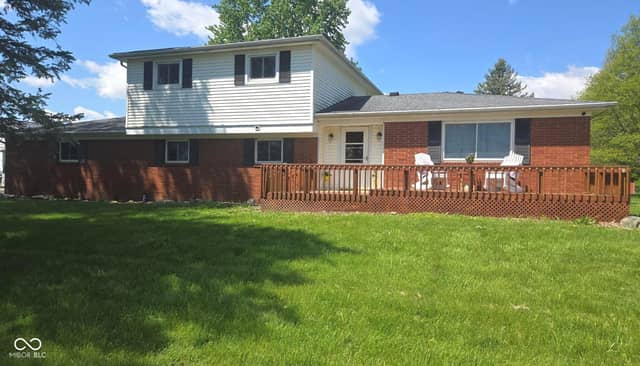 10640 N County Road 250 E, Roachdale, IN 46172, photo 2 of 35