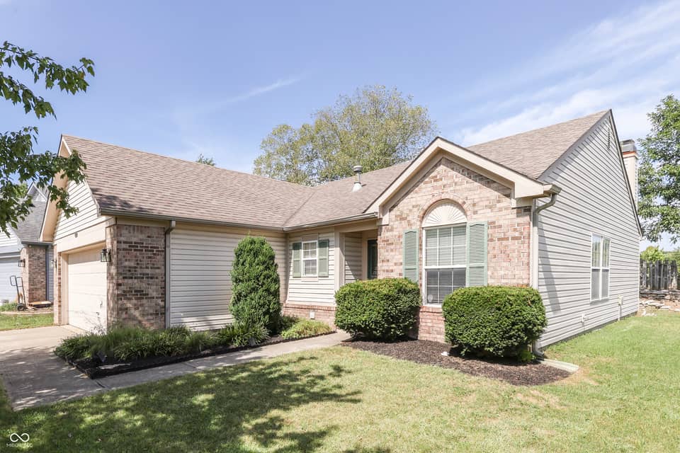 8526 Country Meadows Drive, Indianapolis