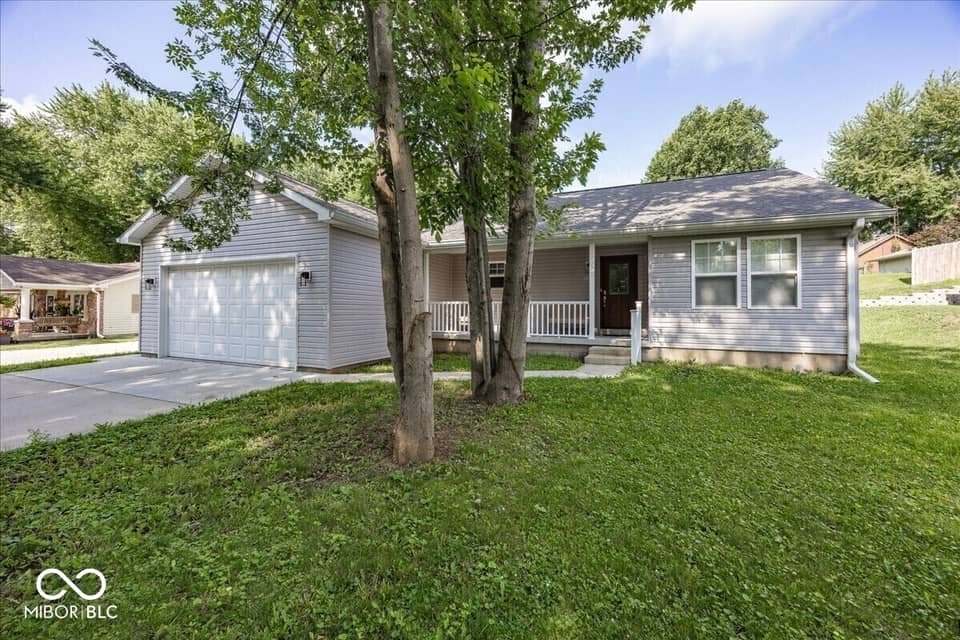 336 N Madison Street, Knightstown
