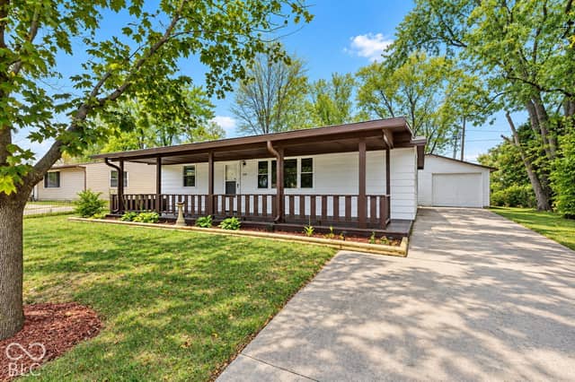 820 E Dunn Avenue, Muncie, IN 47303, photo 2 of 37