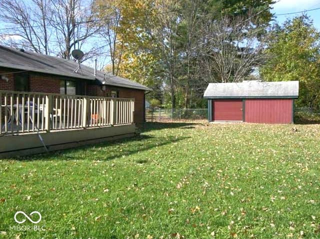 6634 N Oakview Drive, Indianapolis, IN 46278, photo 3 of 22