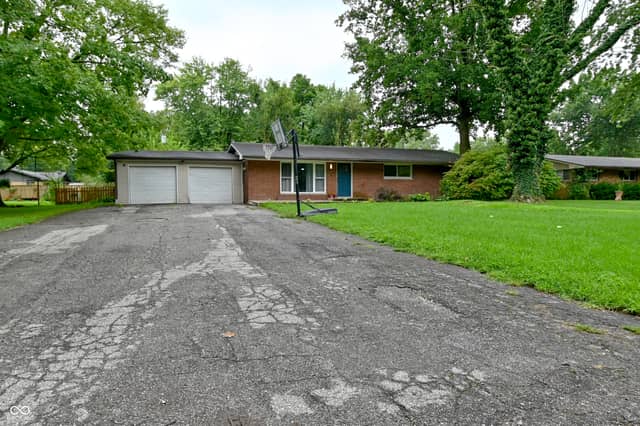 6641 W 15th Street, Indianapolis, IN 46214, photo 3 of 62