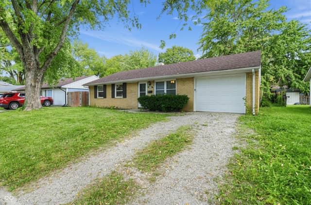 3707 N Brentwood Avenue, Indianapolis, IN 46235, photo 5 of 31