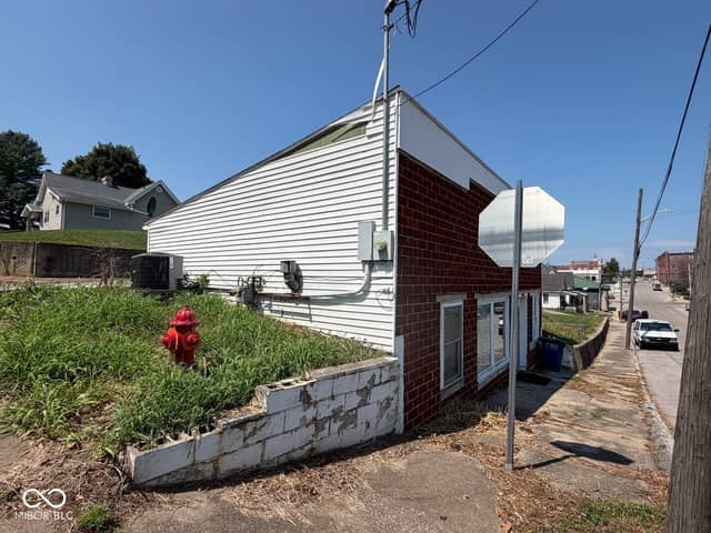 1731 K Street, Bedford, IN 47421, photo 5 of 14