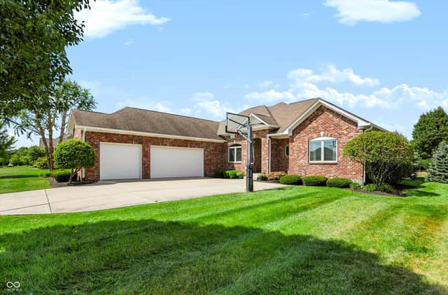 1812 Golden Field Drive, Greenwood, IN 46143, photo 2 of 67