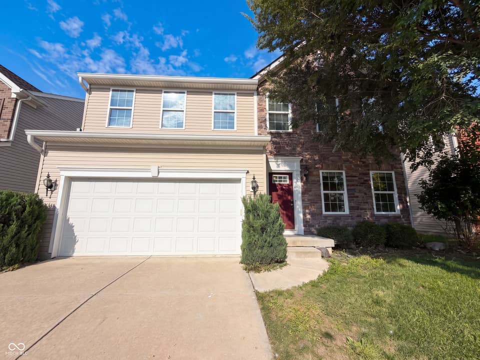 628 Reunion Lane, Greenwood, IN 46143, photo 1 of 17