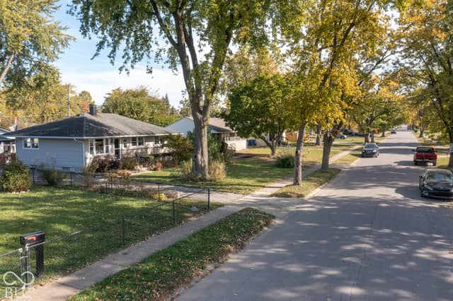 7630 E 49th Street, Indianapolis, IN 46226, photo 3 of 57