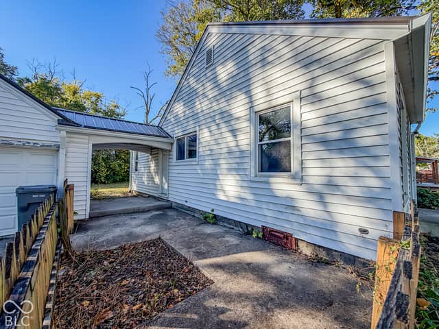 18 Rebecca Drive, Indianapolis, IN 46241, photo 4 of 35
