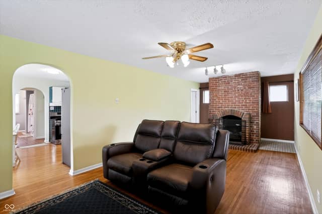 1164 N Gladstone Avenue, Indianapolis, IN 46201, photo 5 of 17