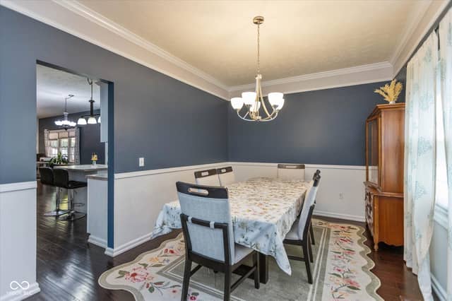 5118 Robinsrock Way, Indianapolis, IN 46268, photo 5 of 24
