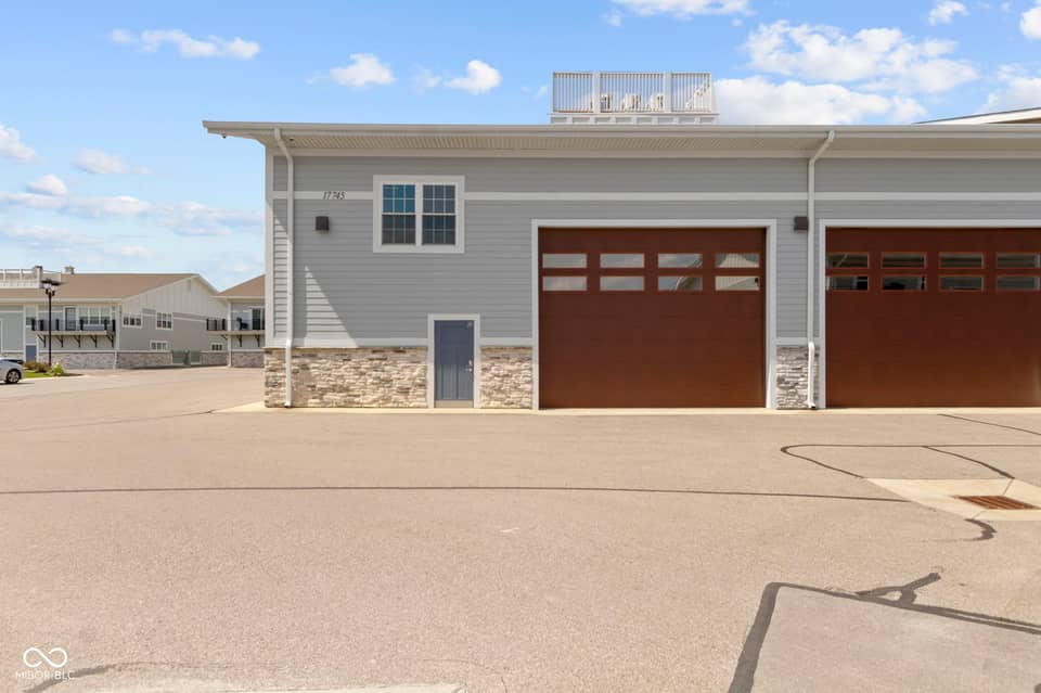 17745 Motor District Circle #20, Westfield