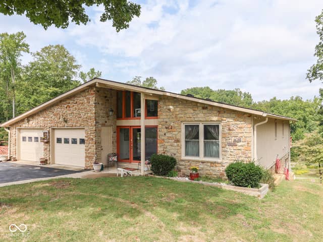 3918 E Edgewood Circle, Martinsville, IN 46151, photo 4 of 80