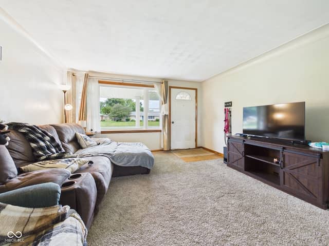 509 Imy Lane, Anderson, IN 46013, photo 3 of 32