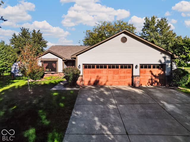 783 N Shore Boulevard, Franklin, IN 46131, photo 2 of 38