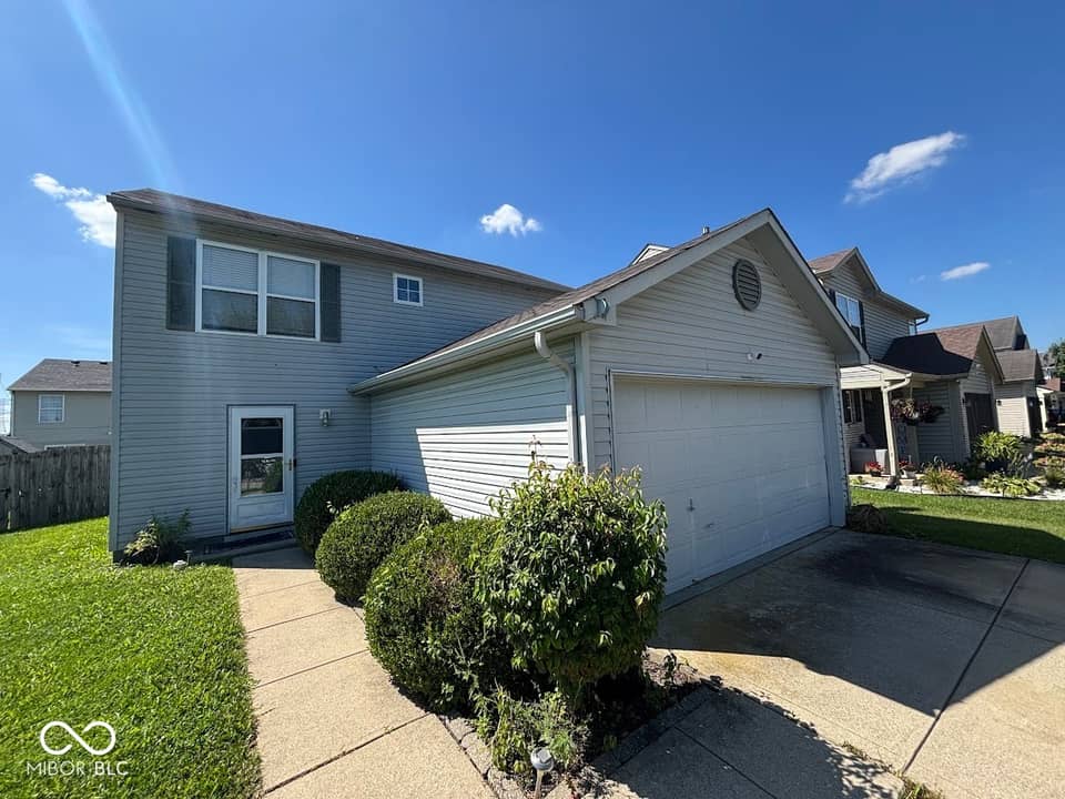 11417 Smoothbark Drive, Indianapolis