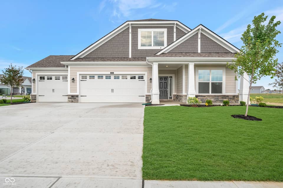 3747 Dutton Drive, Bargersville, IN 46106, photo 1 of 31