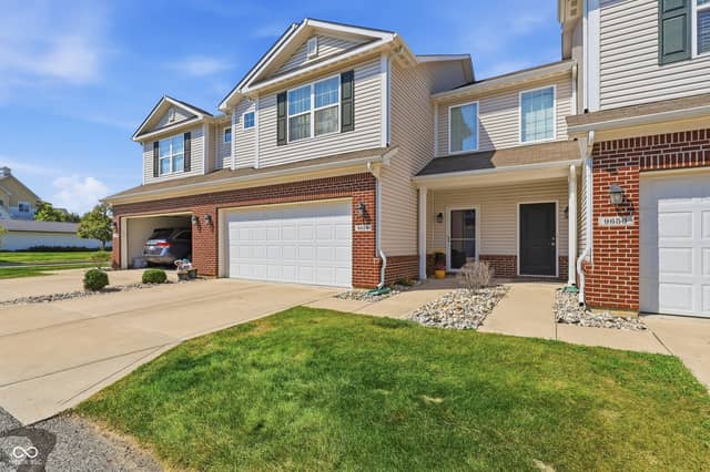 9654 Calamus Drive, Noblesville, IN 46060, photo 2 of 27