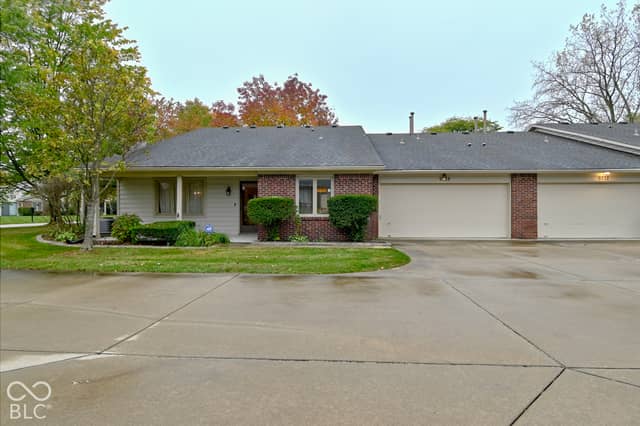 9328 Cinnebar Drive, Indianapolis, IN 46268, photo 2 of 43