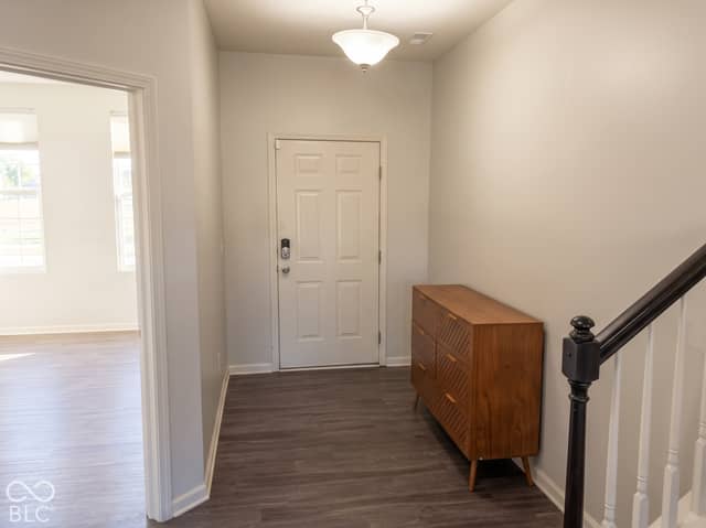 6162 Crabapple Drive, Whitestown, IN 46075, photo 3 of 30