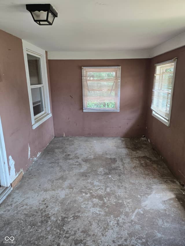 654 N Alton Avenue, Indianapolis, IN 46222, photo 3 of 13