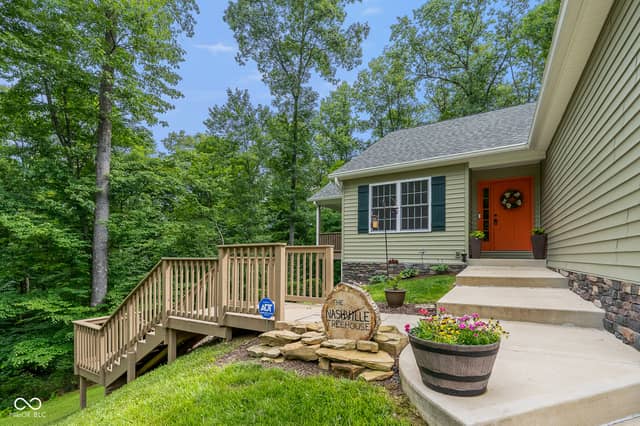 6870 Four Mile Ridge Road, Nashville, IN 47448, photo 4 of 46