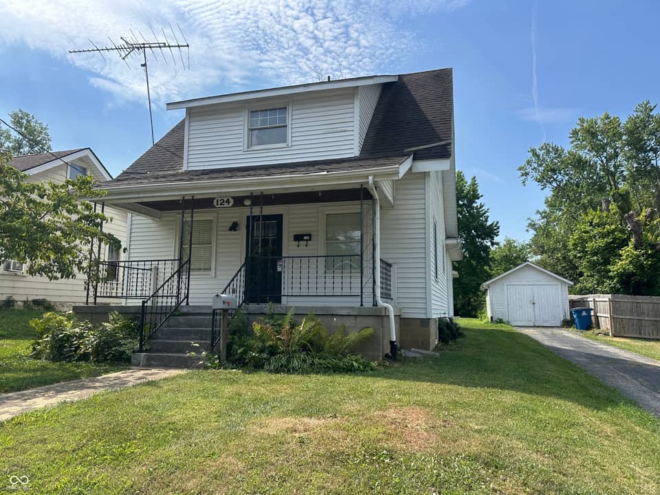 124 W Berry Street, Greencastle