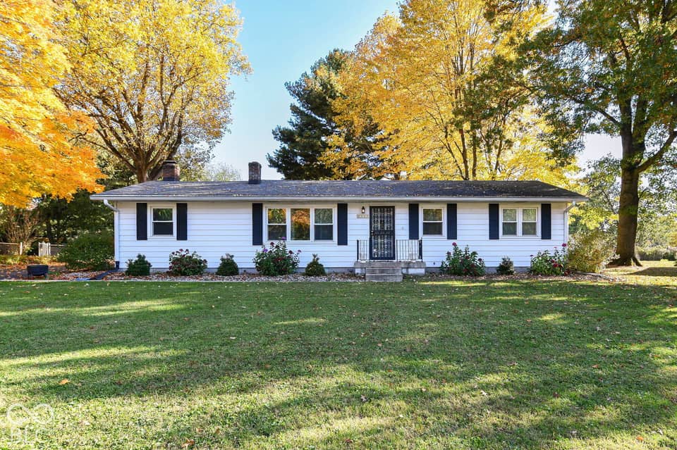 2335 E Loretta Drive, Indianapolis, IN 46227, photo 1 of 23