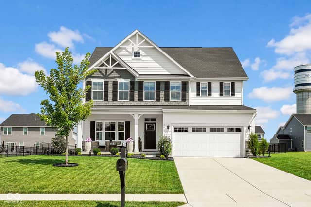 277 Briar Creek Lane, Whiteland, IN 46184, photo 4 of 55