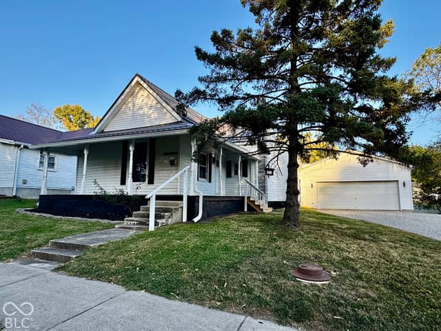 806 Mill Street, Crawfordsville, IN 47933, photo 3 of 30