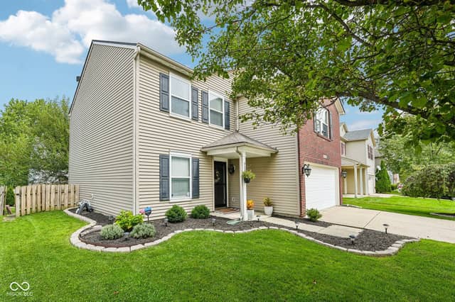 9906 Orange Blossom Trail, Fishers, IN 46038, photo 3 of 39