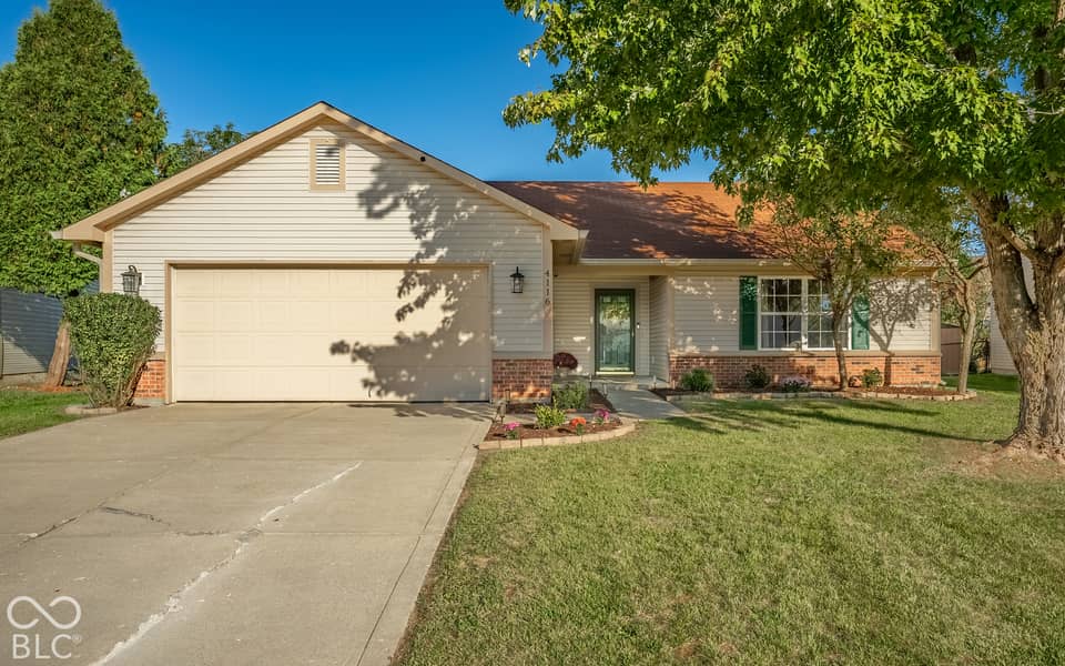 4116 Par Drive, Indianapolis, IN 46268, photo 1 of 24