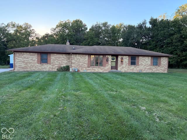 8530 N Carroll Road, Indianapolis, IN 46236, photo 3 of 21