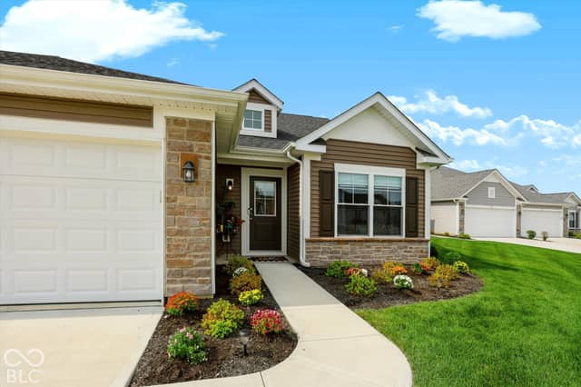 134 Maxim Court, Cumberland, IN 46229, photo 3 of 42