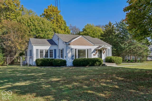 350 McLaughlin Avenue, Indianapolis, IN 46227, photo 2 of 58