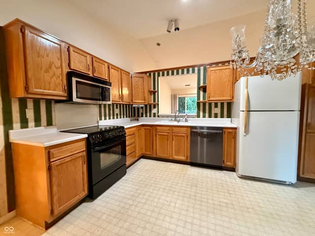 1604 Cherrywood Court, Westfield, IN 46074, photo 5 of 22