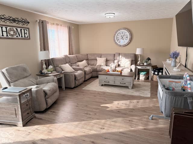 1217 N Jason Lane, Rushville, IN 46173, photo 3 of 15