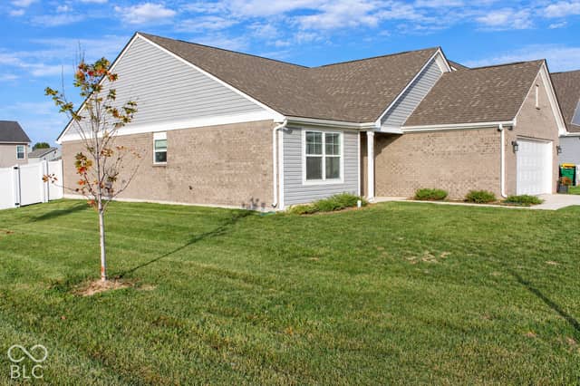 1098 Supernova Drive, Franklin, IN 46131, photo 4 of 35