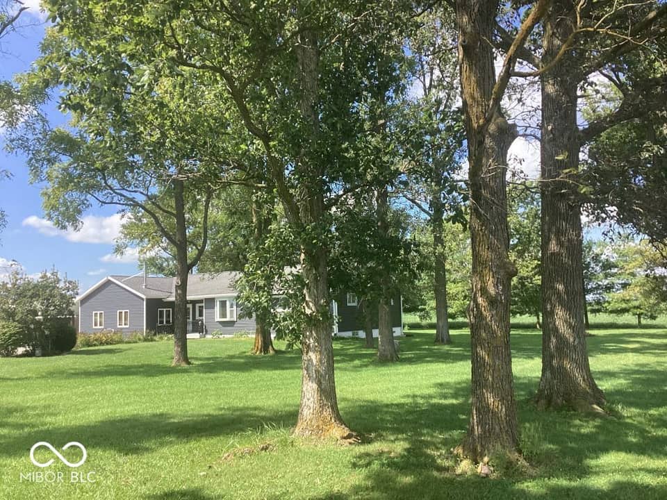 5635 E 1050 S, Keystone, IN 46759, photo 1 of 33