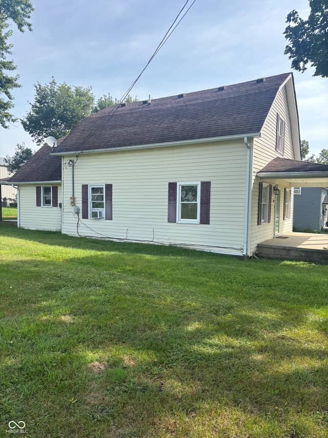 114 E 11th Street, Alexandria, IN 46001, photo 3 of 15