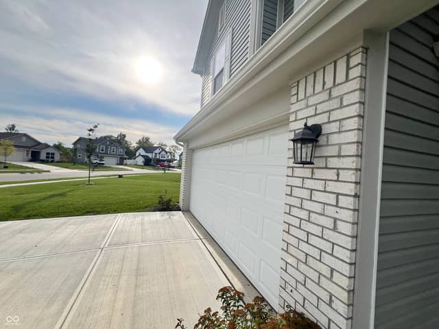 6652 W Sailboat Drive, Greenfield, IN 46140, photo 3 of 20