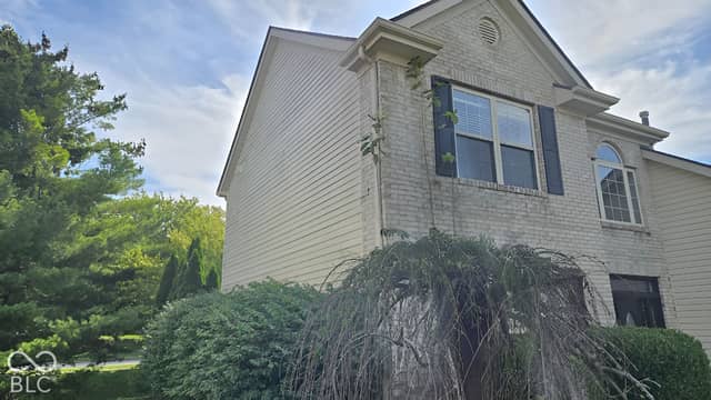 10737 Emery Way, Fishers, IN 46037, photo 5 of 31