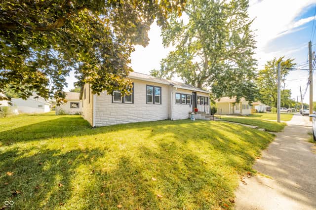 517 N Leland Street, Fortville, IN 46040, photo 2 of 32