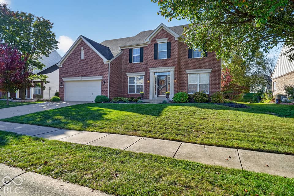 10320 Parkshore Drive, Fishers, IN 46038, photo 1 of 70