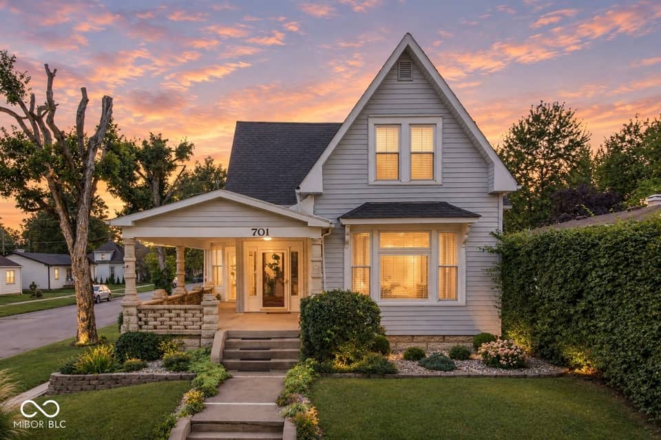 701 N Oliver Street, Rushville