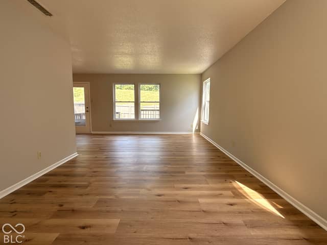 2407 Collins Way, Greenfield, IN 46140, photo 3 of 21