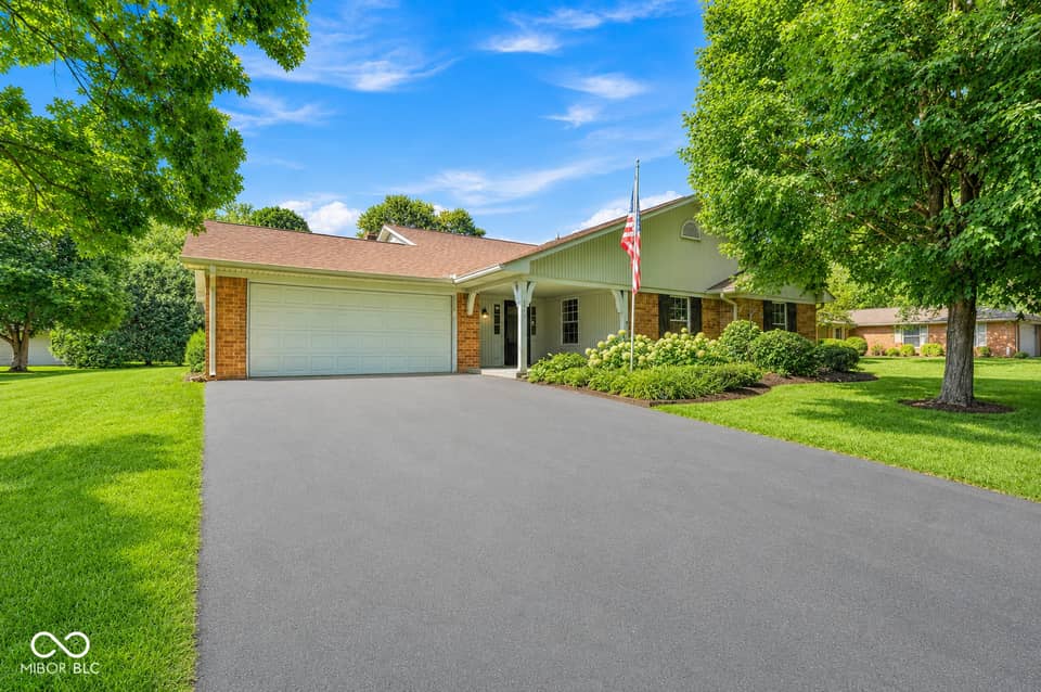 1503 Sandi Drive, Indianapolis, IN 46260, photo 1 of 40