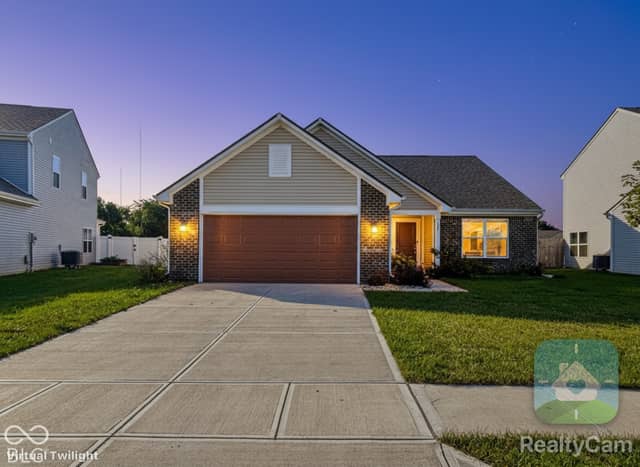 627 Derek Lane, Trafalgar, IN 46181, photo 3 of 65