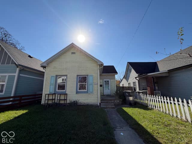 1425 Terrace Avenue, Indianapolis, IN 46203, photo 2 of 40